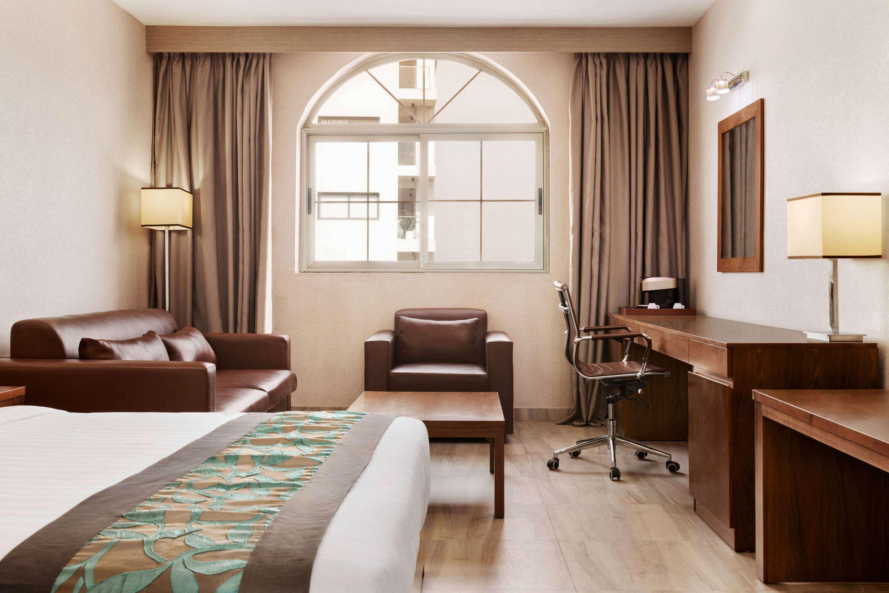 Days & By Wyndham Hotel Dakar