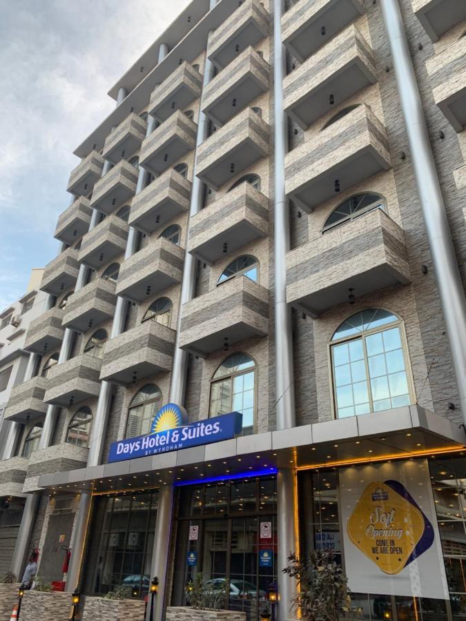Days & By Wyndham Hotel 4*